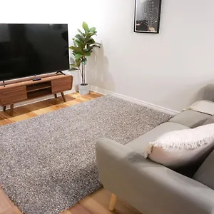 Cozy In Ahuntsic With Free Parking And Near Metro Station Apartment Montreal